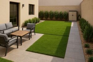 حوش منزل في الصالحية مقسم لجلسة وثيل وممر بلاط وركن خدمة